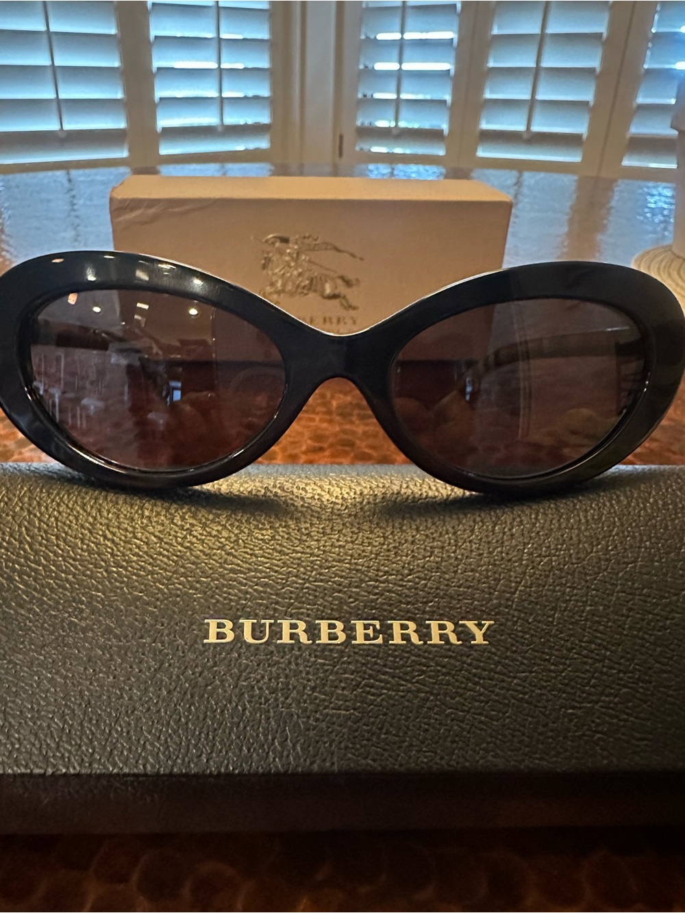 Authentic Burberry BE4278 Black Oval Sunglasses 54-18-140